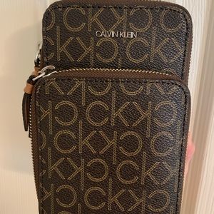 Calvin Klein cross body
